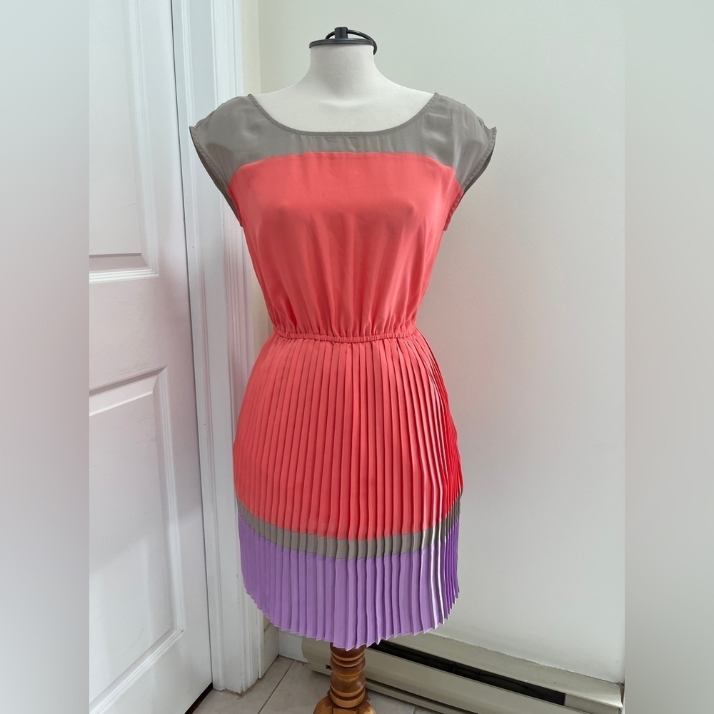 American Eagle pleated colour block dress size small